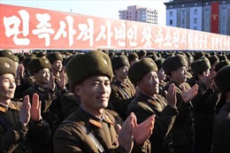 100.000 người Triều Tiên ăn mừng vụ bom H